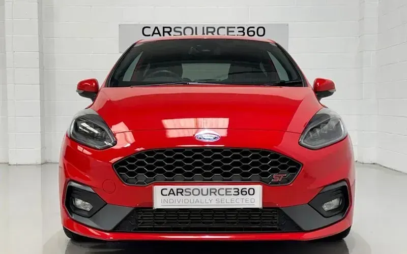 Used Ford Fiesta ST 200 HP (147 kW) 2019 Red Hatchback