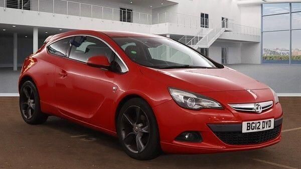 Red Used 2012 Vauxhall Astra GTC SRi Hatchback | £2,395 (Fair price) - Image 1/4