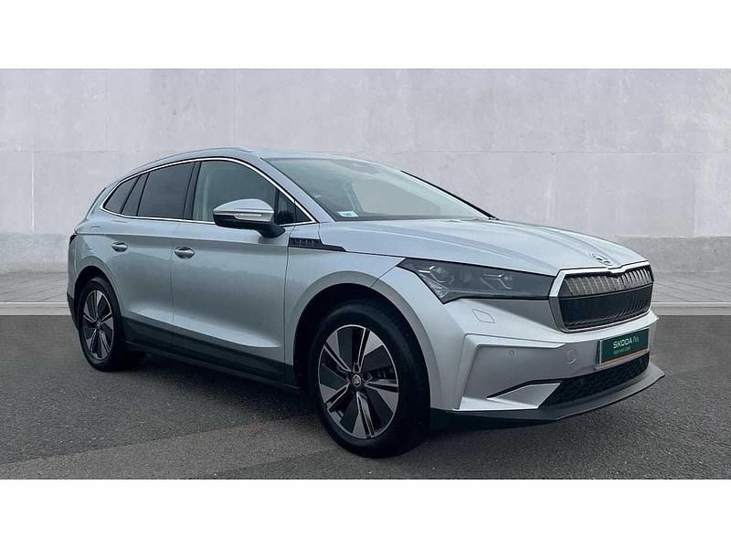Brilliant silver metallic Used 2024 Skoda Enyaq iV SUV | £27,990 (Fair price) - Image 1/4
