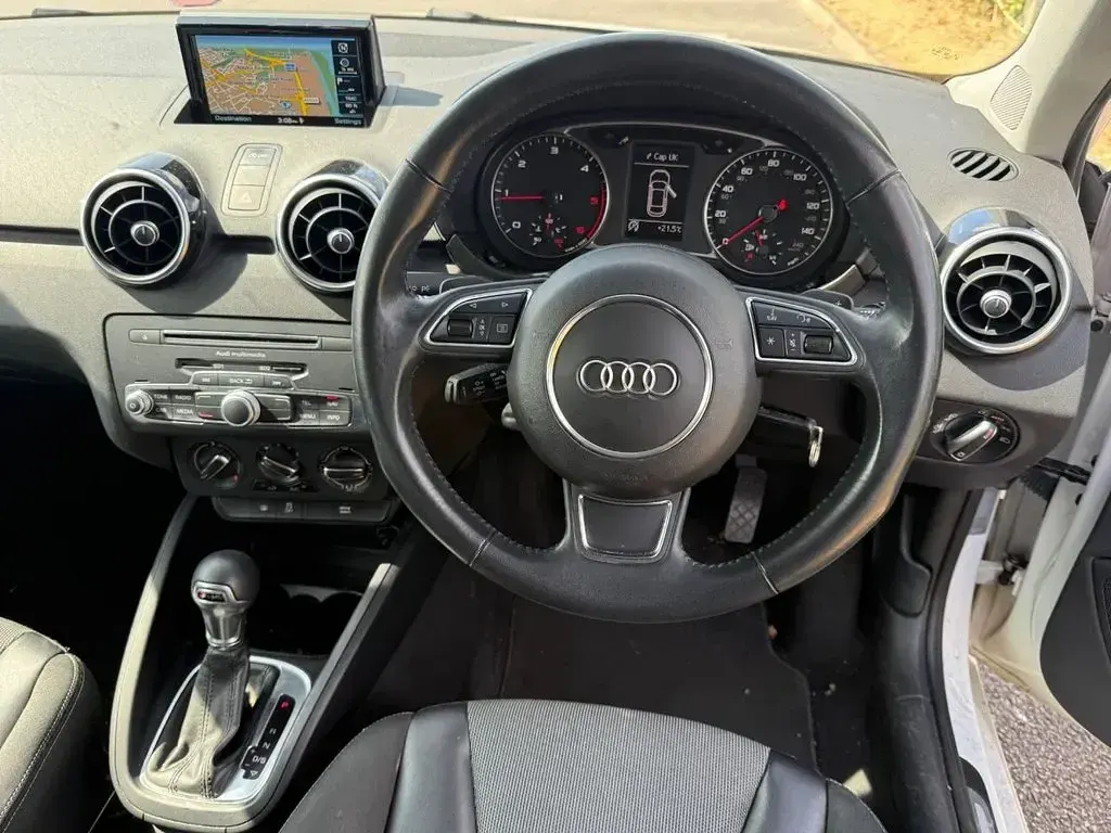Used Audi A1 Sport 116 HP (85 kW) 2017 White Hatchback