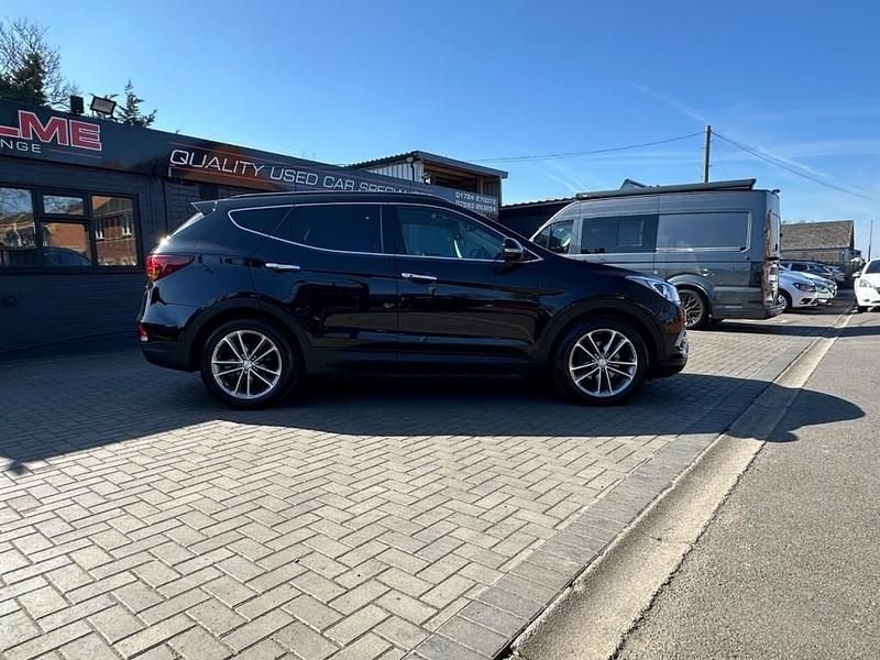 Used Hyundai Santa Fe Premium SE 200 HP (147 kW) 2017 Black SUV