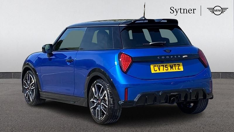 Used Mini John Cooper Works Hatch 228 HP (167 kW) 2025 Blue Hatchback