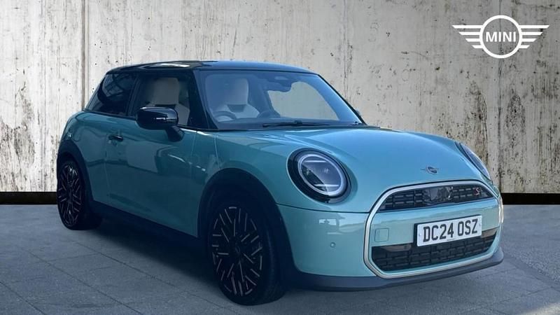 Green Used 2024 Mini Cooper S Hatch Hatchback | £26,999 (A bit pricey) - Image 1/4