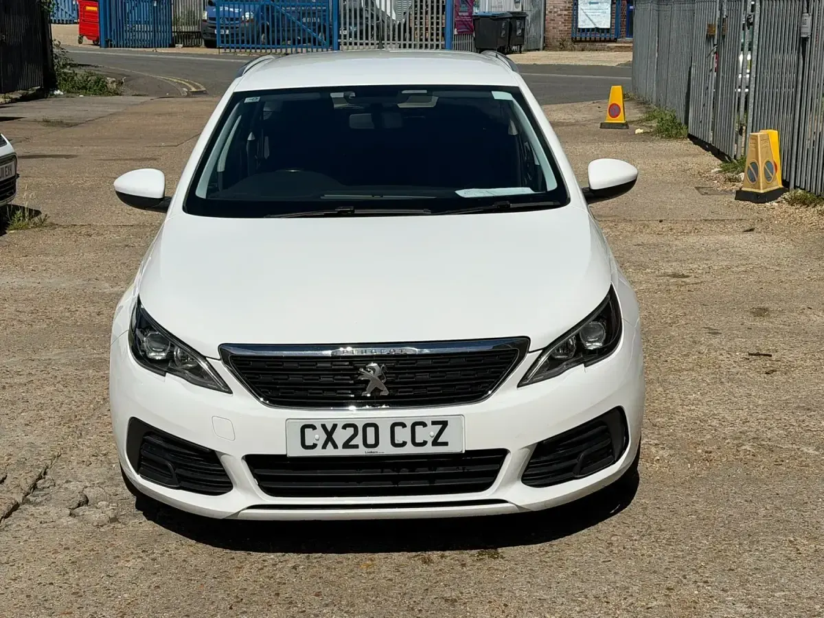 Used Peugeot 308 2020 White Estate