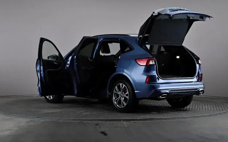 Used Ford Kuga ST-Line 150 HP (110 kW) 2023 Blue SUV