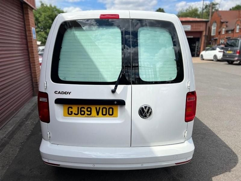 Used VW Caddy Trendline 102 HP (75 kW) 2019 White MPV