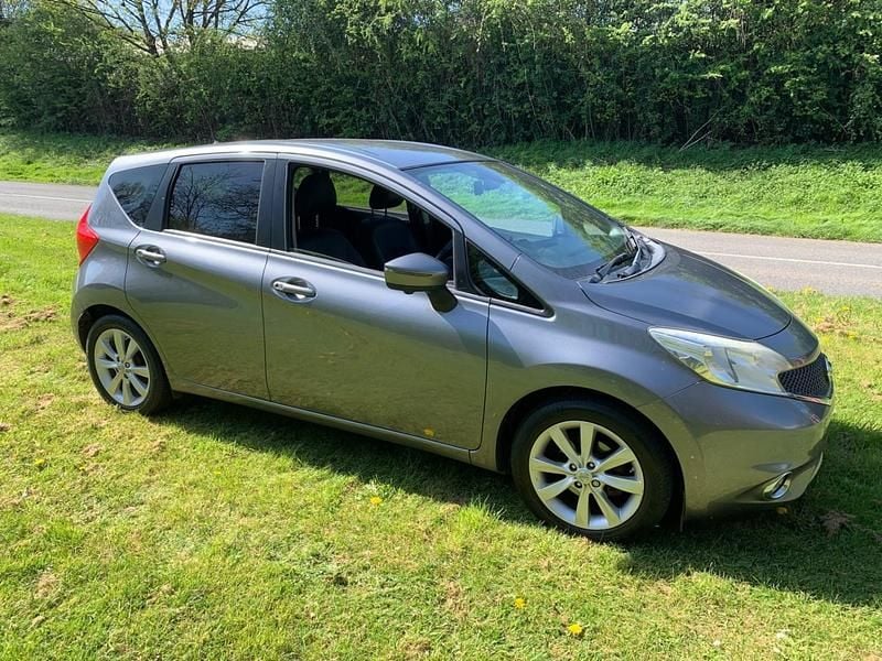 Used Nissan Note Tekna 90 HP (66 kW) 2014 Grey Hatchback