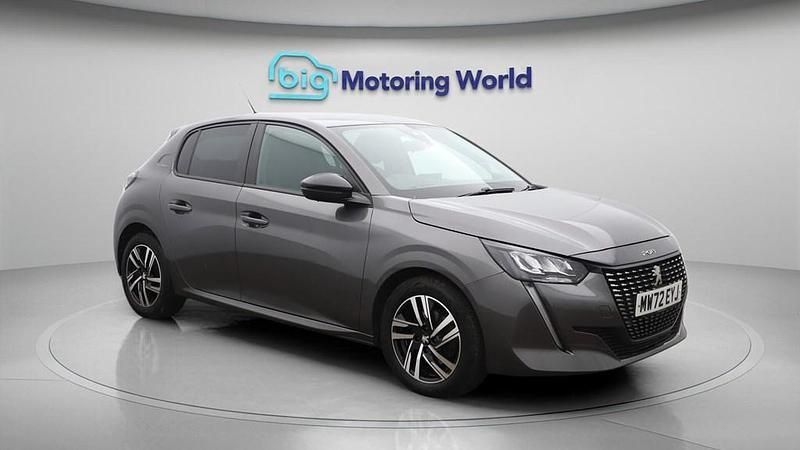 Used Peugeot 208 Active+ 100 HP (73 kW) 2023 Grey Hatchback