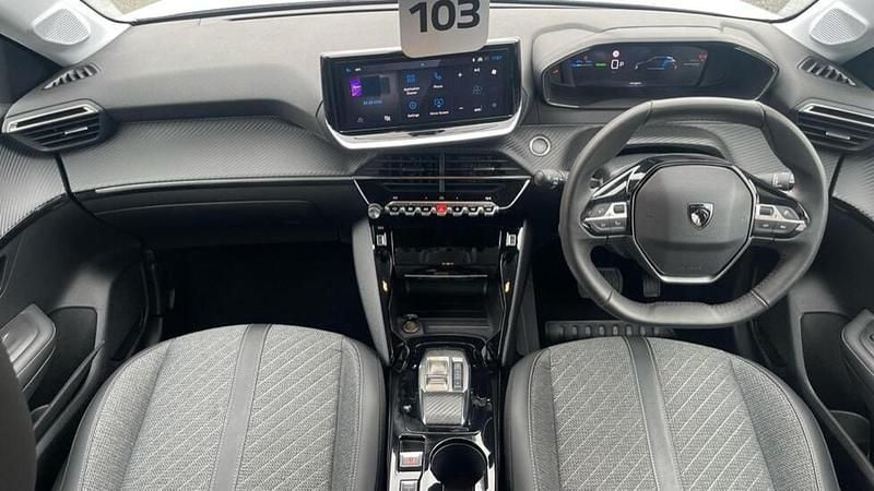 Used Peugeot e-208 Allure 98 kW (134 HP) 2025 White Hatchback