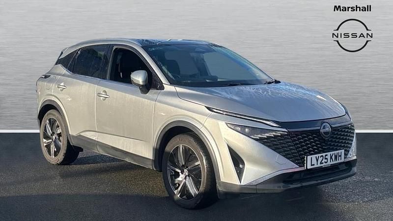 Used Nissan Qashqai Tekna 140 HP (102 kW) 2025 Blade silver SUV