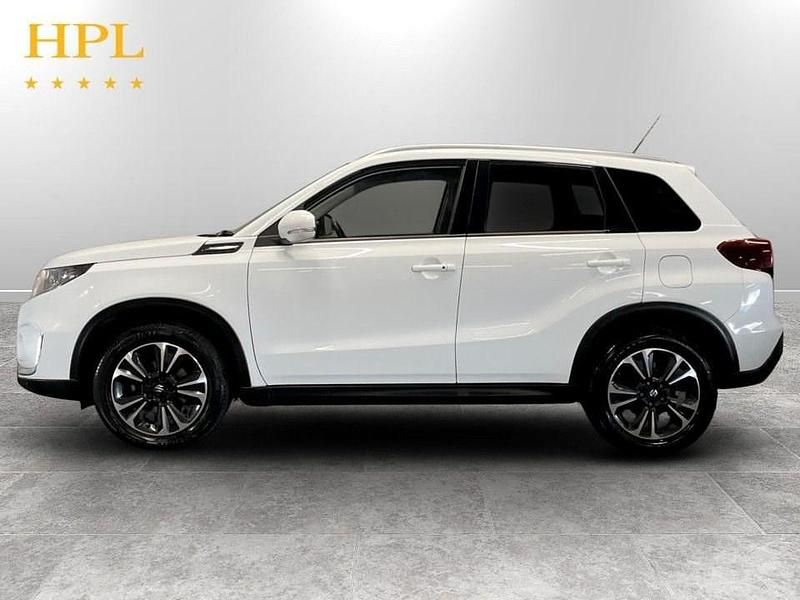 Second-hand Suzuki Vitara SZ5 140 CP (102 kW) 2020 Alb SUV