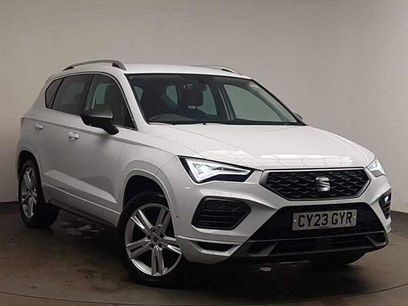 Begagnad Seat Ateca 4Drive 190 HK (139 kW) 2023 Vit SUV