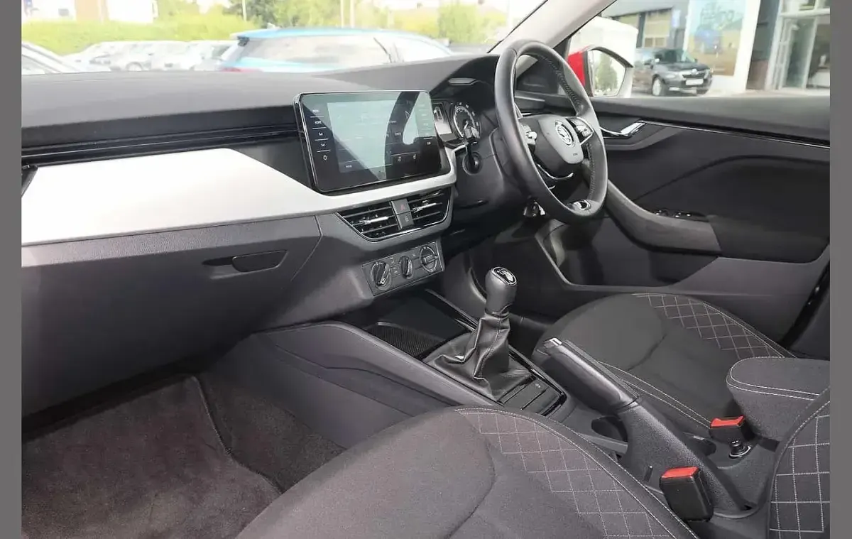 Used Skoda Kamiq SE Drive 108 HP (79 kW) 2023 Red SUV