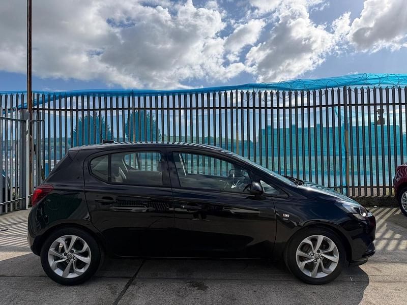 Second-hand Vauxhall Corsa 75 CP (55 kW) 2016 Negru Hatchback