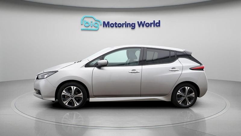 Used Nissan Leaf Tekna 110 kW (150 HP) 2021 Silver Hatchback