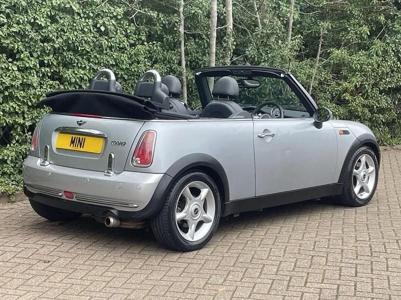 Used Mini Cooper 116 HP (85 kW) 2005 Silver Hatchback
