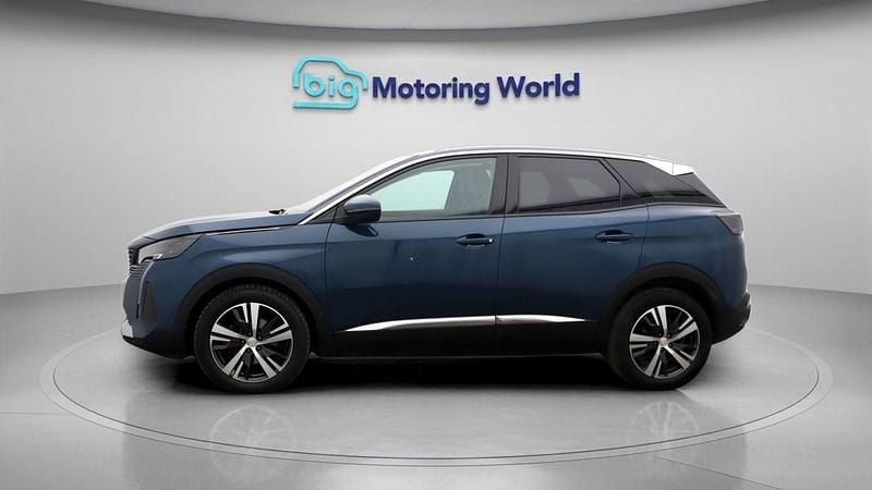 Used Peugeot 3008 Allure Premium 131 HP (96 kW) 2021 Blue SUV