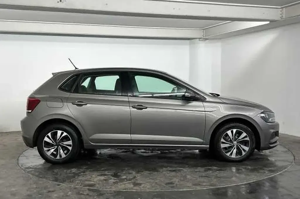 Used VW Polo SE 95 HP (69 kW) 2019 Grey Hatchback