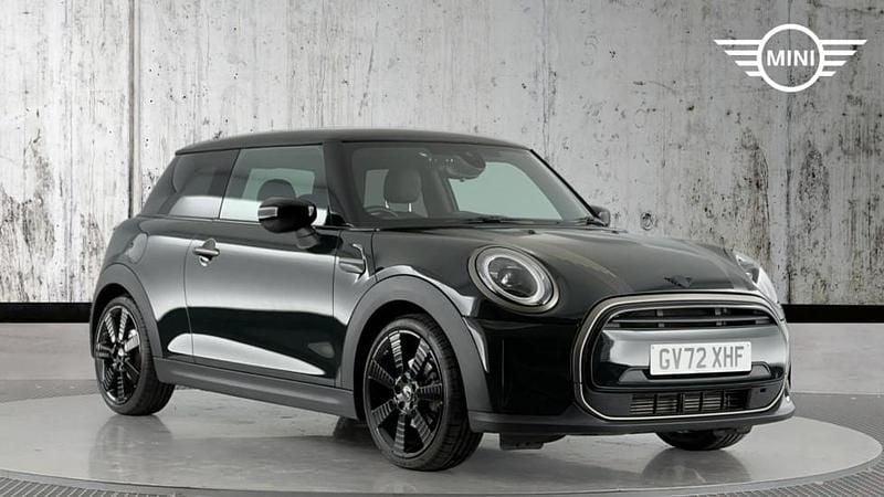 Green Used 2023 Mini Cooper Hatch Hatchback | £21,990 (Fair price) - Image 1/4