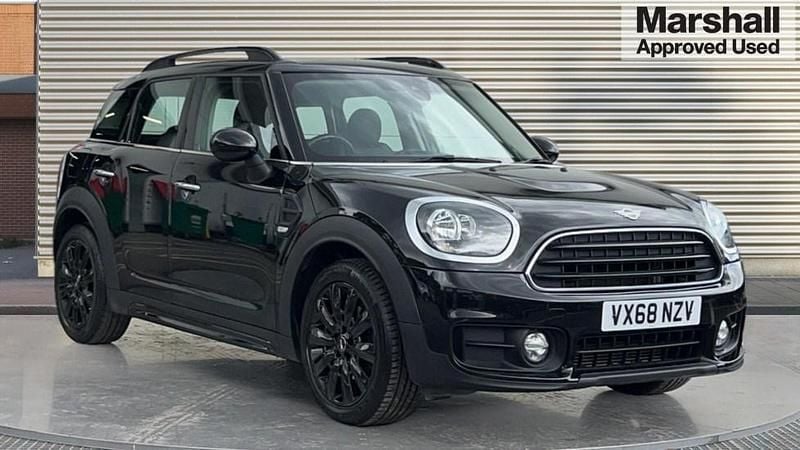 Black Used 2018 Mini Cooper Countryman Classic SUV | £13,799 (Fair price) - Image 1/4
