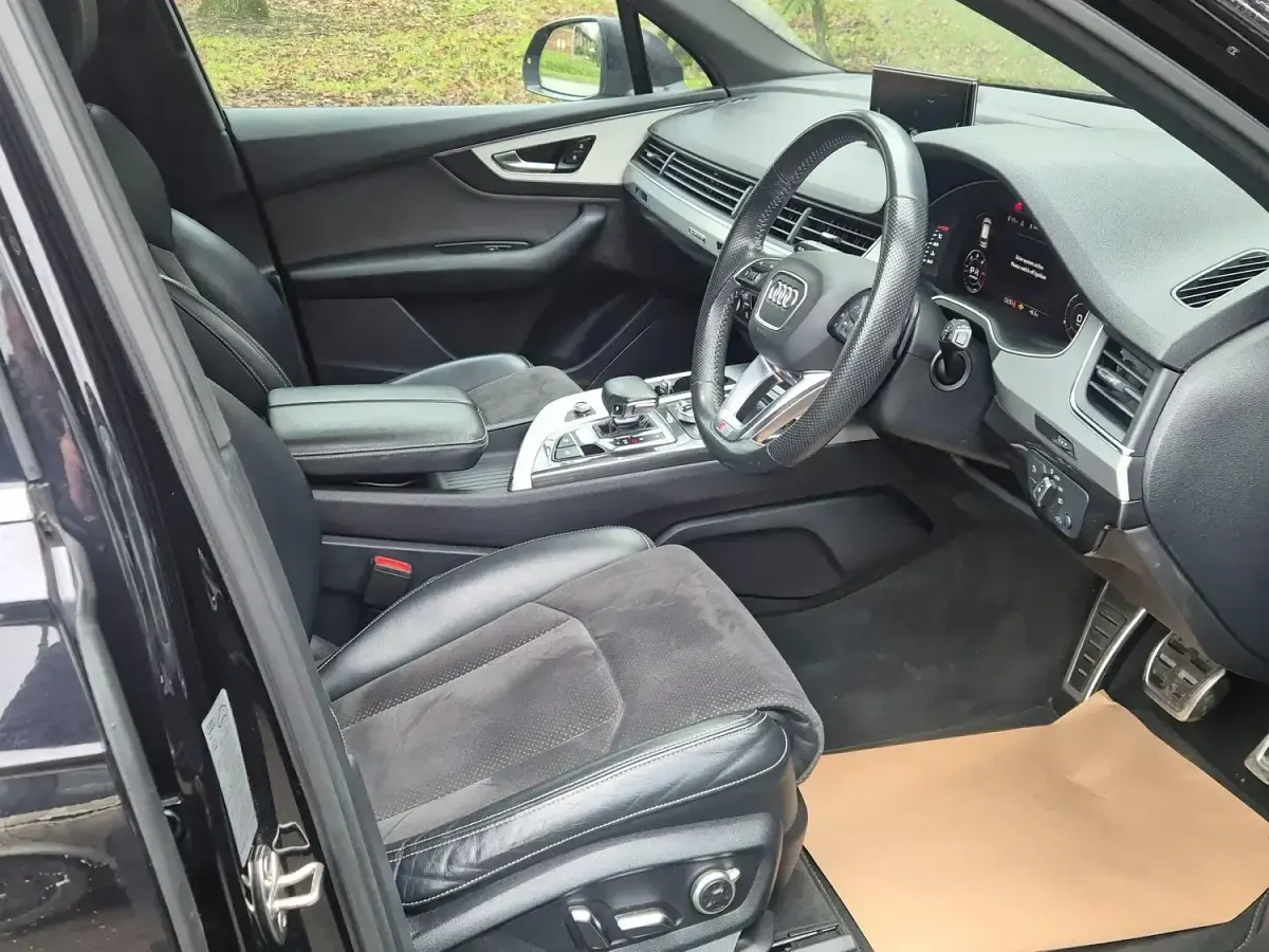 Used Audi Q7 S-Line 286 HP (210 kW) 2018 Black SUV