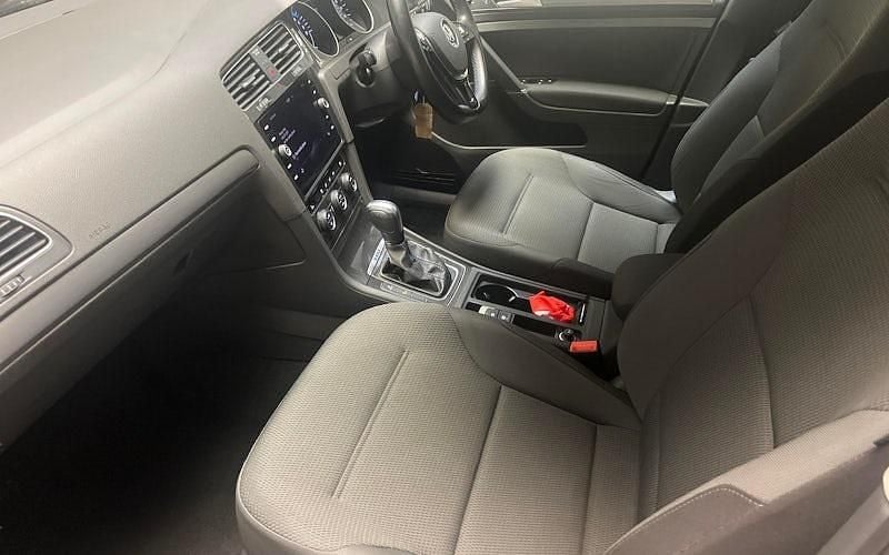 Used VW e-Golf 100 kW (136 HP) 2019 Blue Hatchback