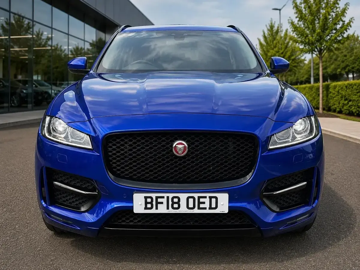 Used Jaguar F-Pace R-Sport 180 HP (132 kW) 2018 Blue SUV