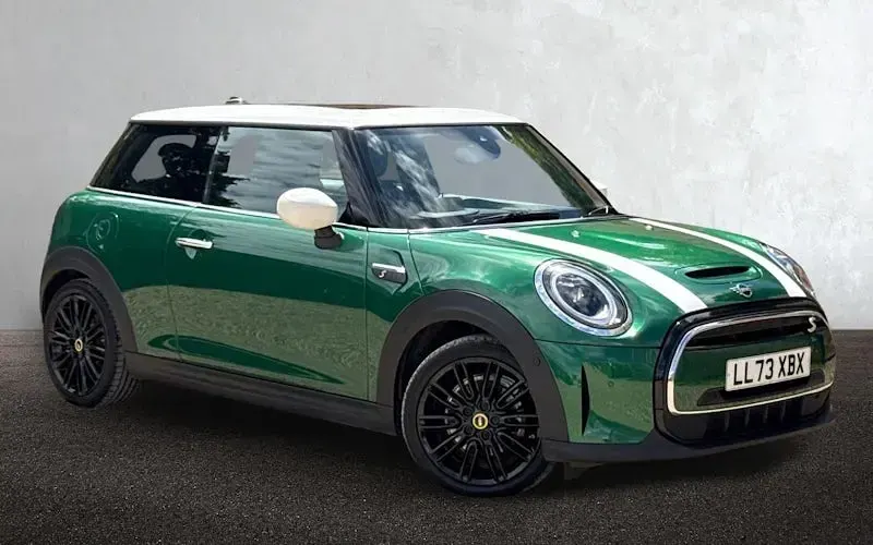 Used Mini Cooper Level 3 135 kW (184 HP) 2023 Hatchback