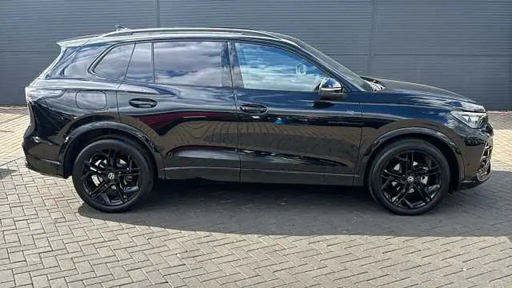 Used VW Tiguan 150 HP (110 kW) 2025 SUV