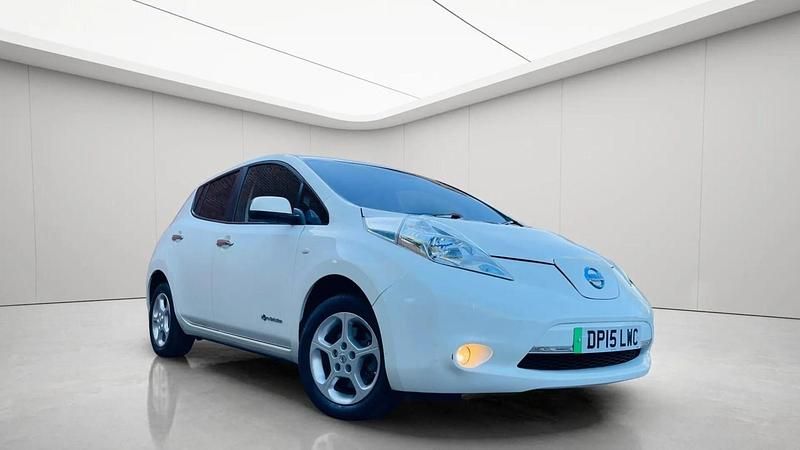 Usado Nissan Leaf Acenta 80 kW (109 HP) 2015 Branco Citadino