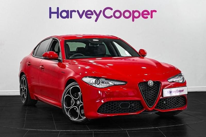 Red Used 2021 Alfa Romeo Giulia Veloce Sedan | £27,990 (Expensive) - Image 1/1