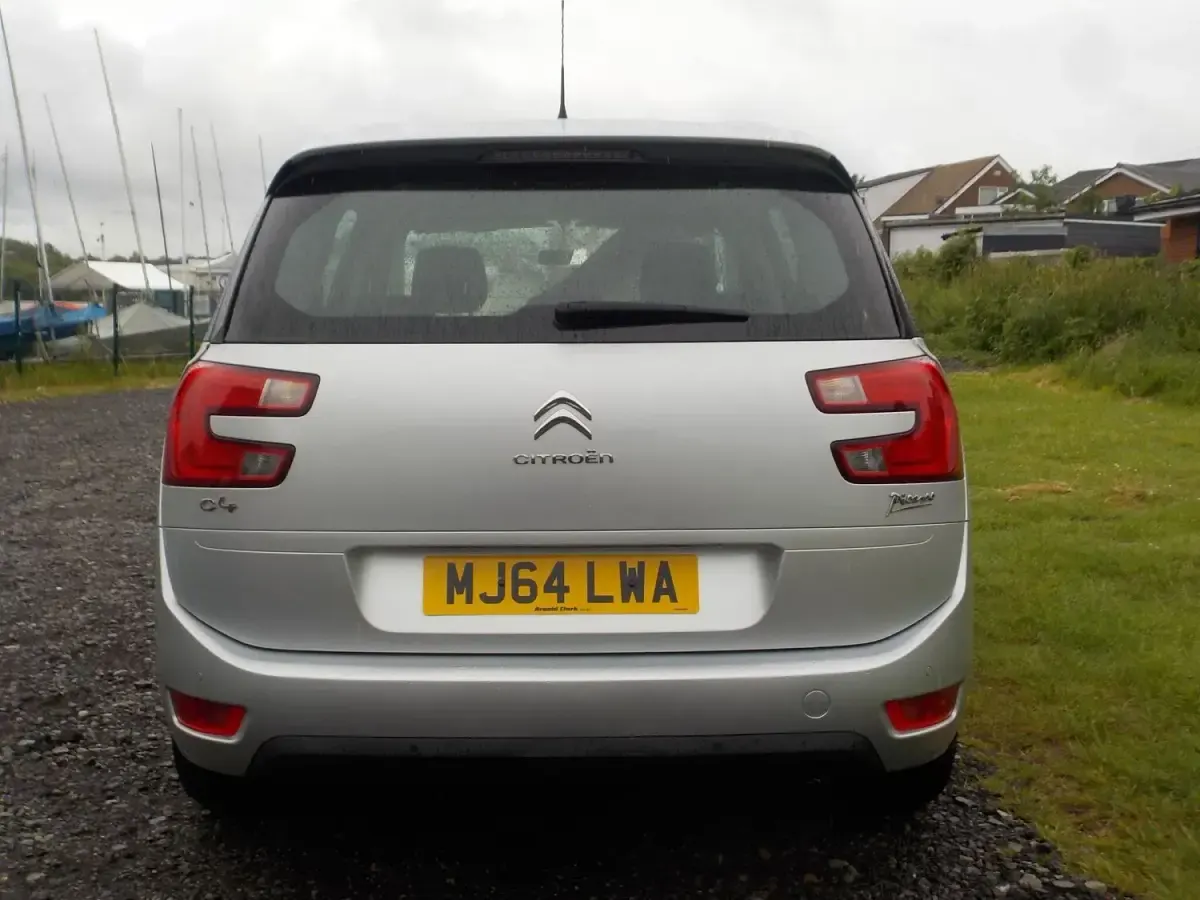 Used Citroën Grand C4 Picasso VTR Sport 115 HP (84 kW) 2014 Silver MPV