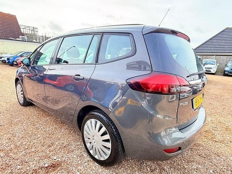 Used Vauxhall Zafira 140 HP (102 kW) 2015 Grey MPV
