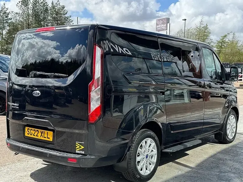 Used Ford Tourneo Custom Titanium 130 HP (95 kW) 2022 Shadow black (metallic paint) Van