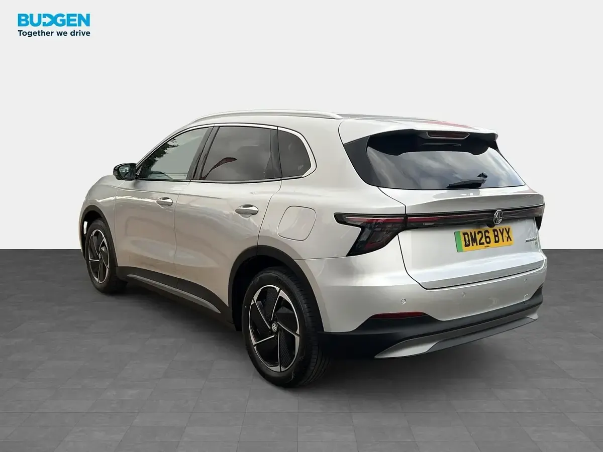 New MG MG5 EV Trophy 63 kW (87 HP) 2026 Silver Estate