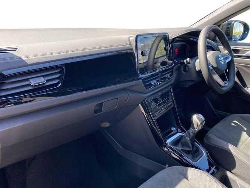 New VW T-Roc Design 115 HP (84 kW) 2026 Twotone SUV