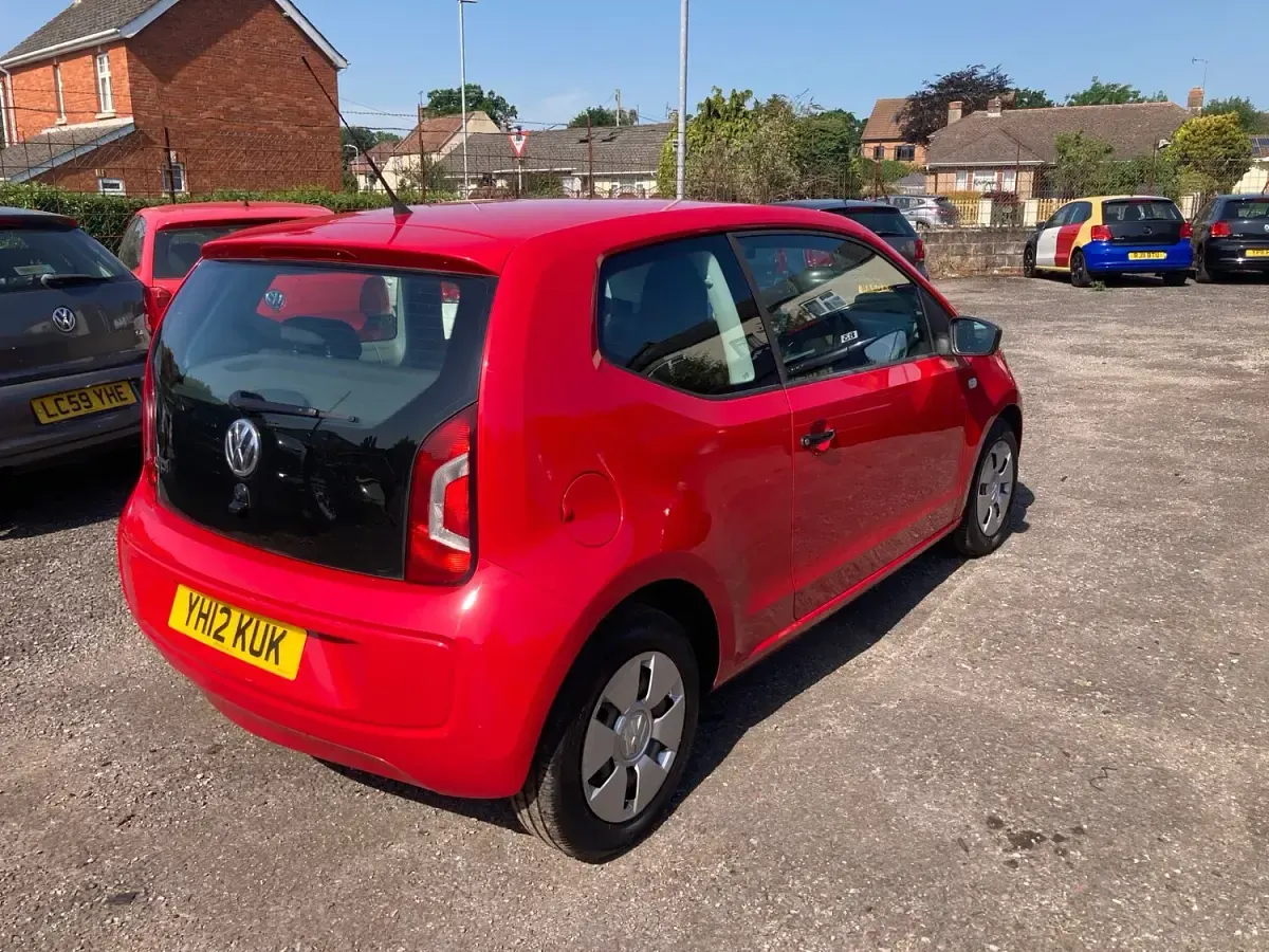 Used VW up! take up! 60 HP (44 kW) 2012 Red Hatchback