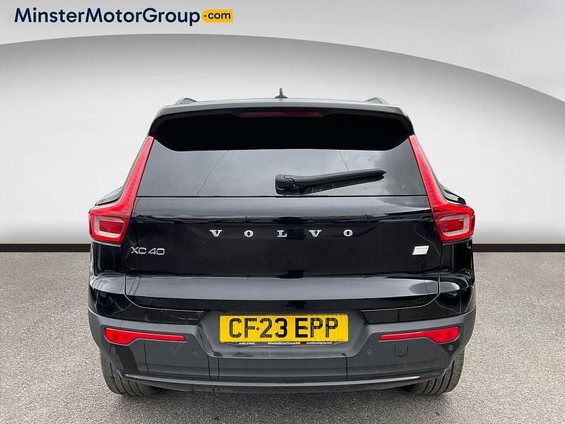 Used Volvo XC40 175 kW (238 HP) 2023 Black SUV