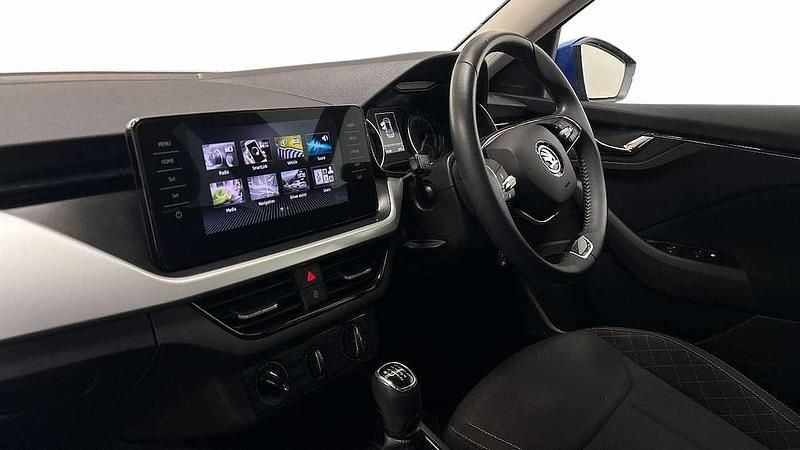 Used Skoda 110 R SE Drive 81 HP (59 kW) 2023 Energy blue Estate