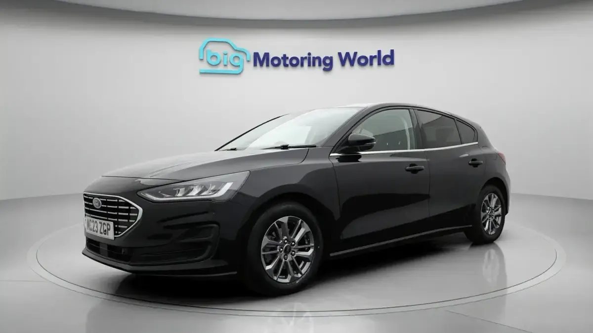 Używany Ford Focus Titanium 2023 Czarny Hatchback