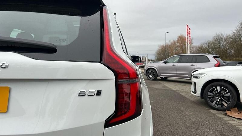 New Volvo XC90 Plus 250 HP (183 kW) 2026 White SUV