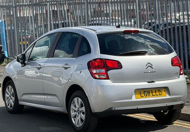 Used Citroën C3 VTR Sport 75 HP (55 kW) 2011 Silver Hatchback