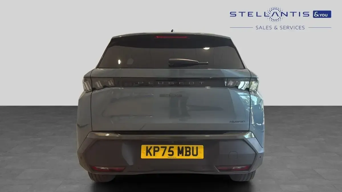 Used Peugeot 5008 Allure 143 HP (105 kW) 2025 Blue SUV