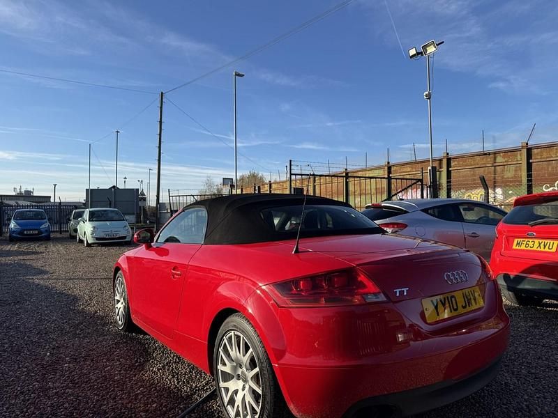 Used Audi TT 160 HP (117 kW) 2010 Red Cabriolet