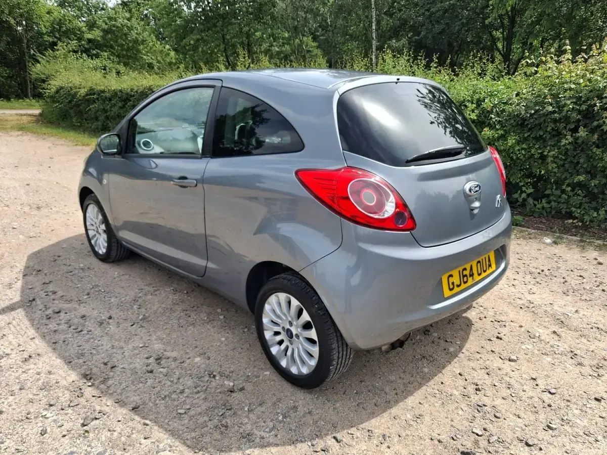 Used Ford Ka Zetec 69 HP (50 kW) 2014 Silver Hatchback