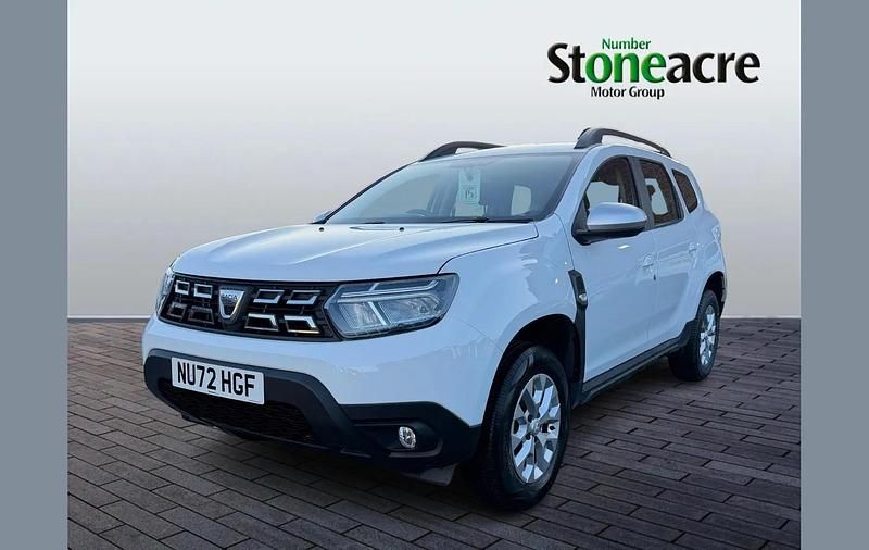 Used Dacia Duster Comfort 90 HP (66 kW) 2022 White Hatchback