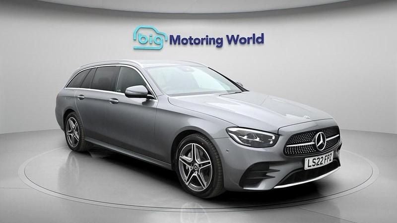 Used Mercedes E300 AMG line 306 HP (225 kW) 2022 Grey Estate