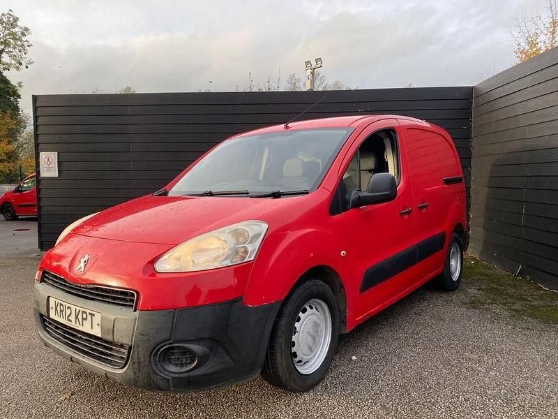 Red Used 2012 Peugeot Partner S MPV | £2,245 (Fair price) - Image 1/4