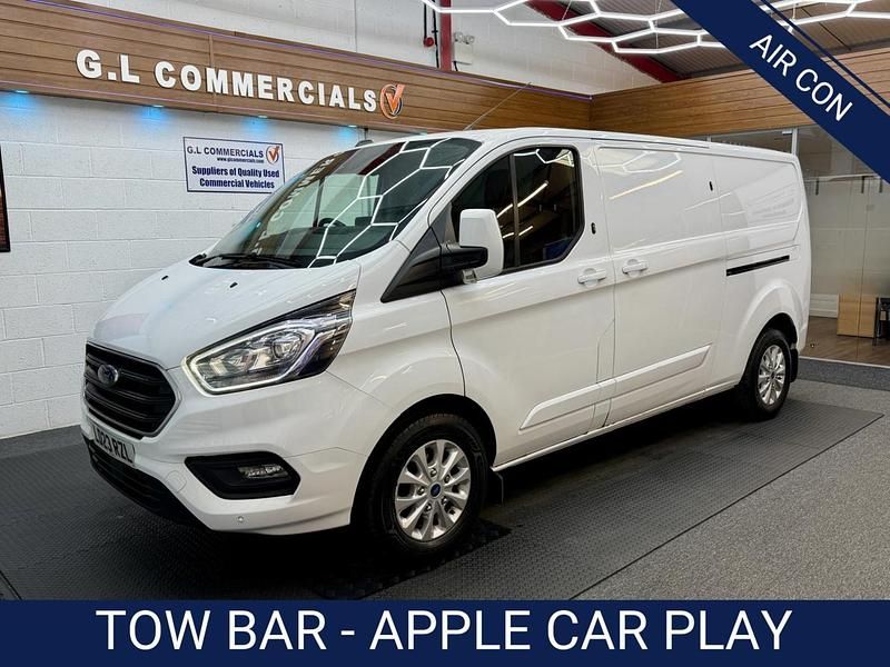 Used Ford Transit Custom Limited 130 HP (95 kW) 2023 White Van