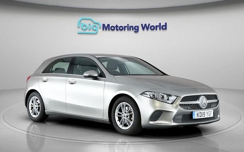Used 2021 Mercedes A180 SE Hatchback | £16,300 (Super price) - Image 1/4